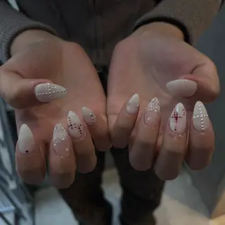 ネイル WOLTOKYO 🦋shizukuのネイルデザイン