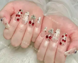 ネイル Momo 🤍のネイルデザイン