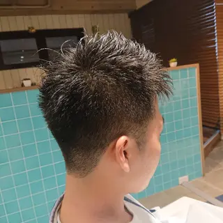 メンズ alushe 岡 陽子のヘアスタイル