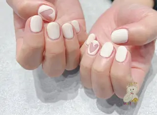 ネイル 深田 加代のネイルデザイン