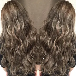 ロング カラー 井上 一平のヘアスタイル