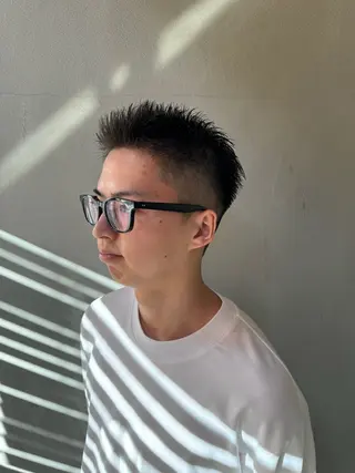 メンズ アキト/ メンズ/透明感暗髪のヘアスタイル