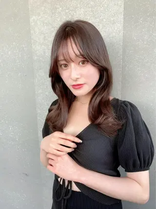 カラー rina似合わせ レイヤー韓国カラーのヘアスタイル