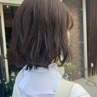 ショート カラー 井本 早紀のヘアスタイル
