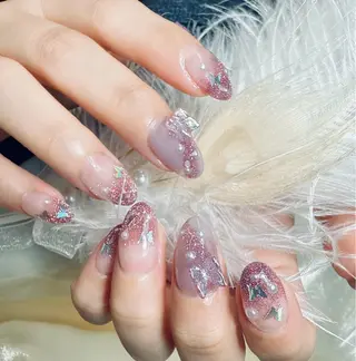 ネイル グロー ネイルのネイルデザイン