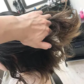 カラー デザインカラー Lienのヘアスタイル