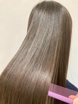 ロング 説田 陽花里のヘアスタイル