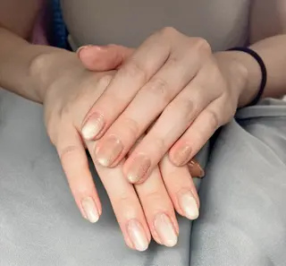 ネイル 高木 維麗絲のネイルデザイン