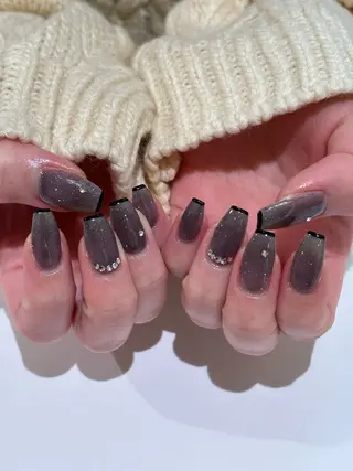 ネイル REINA .のネイルデザイン