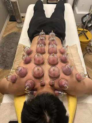 肩甲骨はがし🪽 とこちゃん先生🩷のエステ・リラクイメージ