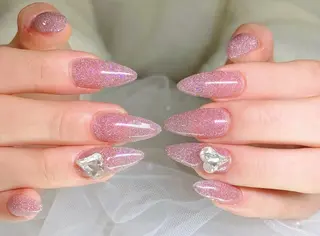 ネイル Sunshine nail salon所属・中原 ゆかのネイルデザイン