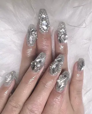 ネイル CHARME 🤎〔RINA〕のネイルデザイン