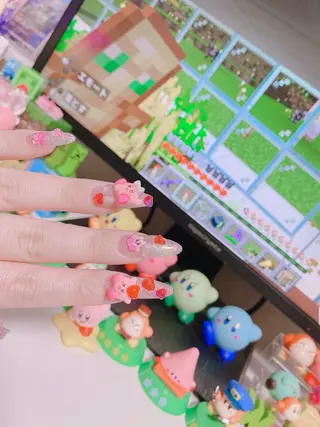 ネイル n o q r m. n a c h iのネイルデザイン