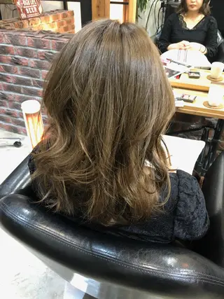 ミディアム skin所属・中村 梨沙のマツエク・マツパデザイン