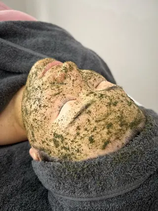 ～あばんだんてぃあ～所属・～あばんだんてぃあ～ 陶肌トリートメントのエステ・リラクイメージ