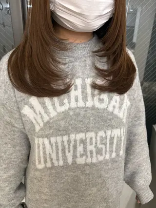 セミロング Rinka/レイヤー /透明感カラーのヘアスタイル