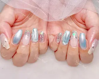 ネイル 🦋 Queenieのネイルデザイン