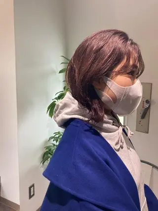 ミディアム 佐伯 和佳のヘアスタイル