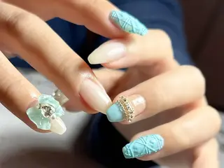 ネイル 新山 聖のネイルデザイン