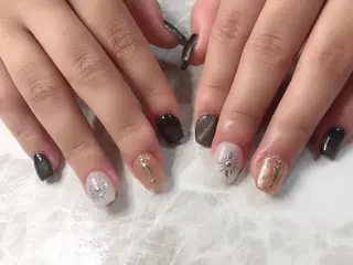 ネイル L'ea  Rose レア・ローズのネイルデザイン