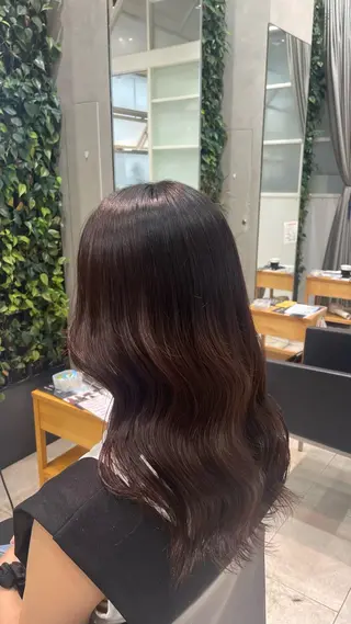 セミロング Lolonois 森ノ宮/RINのヘアスタイル