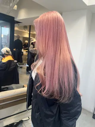 ミディアム デザイン🥇複雑履歴 ハイトーン特化のヘアスタイル