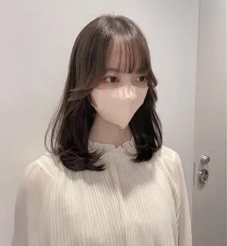 セミロング 銀座／レイヤーカット 🤍内野すみれのヘアスタイル