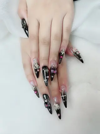 ネイル Amina nail salonのネイルデザイン