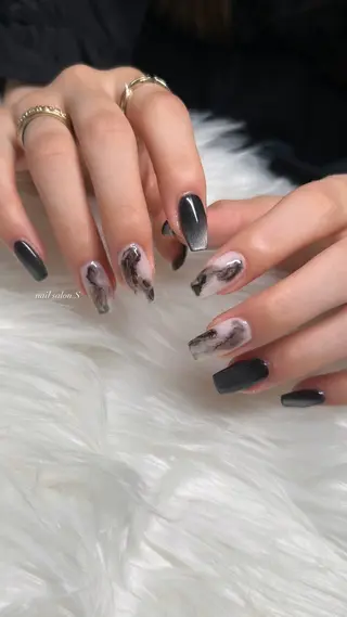 ネイル 関山 志乃のネイルデザイン