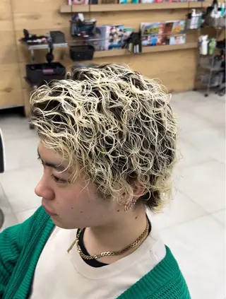 ミディアム カラー パーマ メンズ ブリーチパーマ🌍 正木天のヘアスタイル