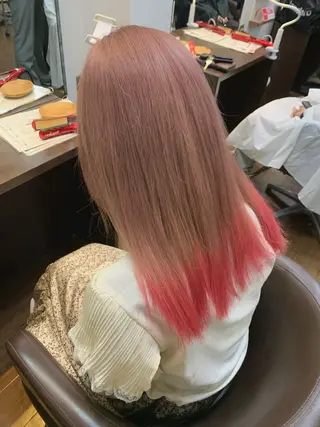 セミロング カラー 小笠原 菜緒のヘアスタイル