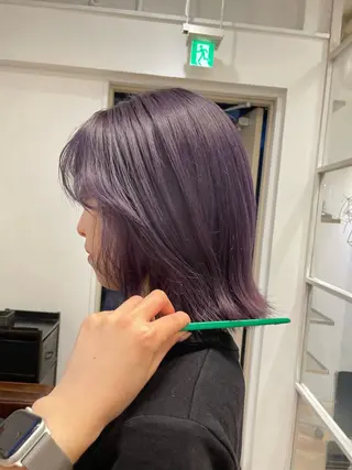 ショート カラー ミルクティー× グレージュMOMOのヘアスタイル