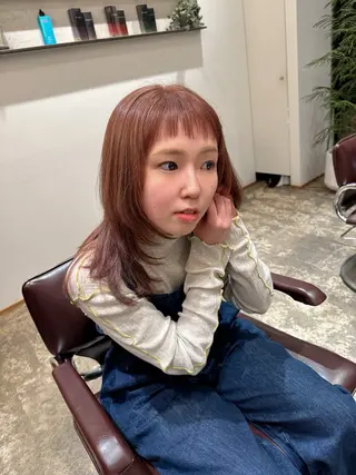 セミロング カラー ヘアアレンジ RINA 🦋🫧のヘアスタイル