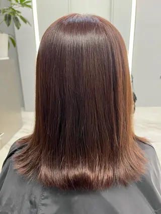 セミロング カラー 透明感ミルクティー✨ 西澤 ジュンヤのヘアスタイル