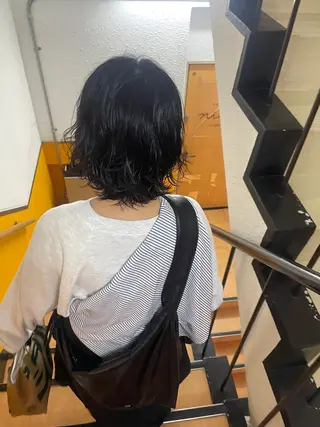 ミディアム さの あやねのヘアスタイル