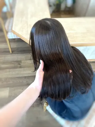 セミロング 宮本 楓のヘアスタイル
