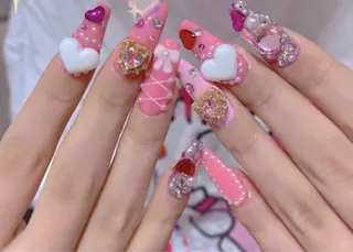 ネイル Fairyフェアリーネイルサロン所属・Nail Hibi サロンのネイルデザイン