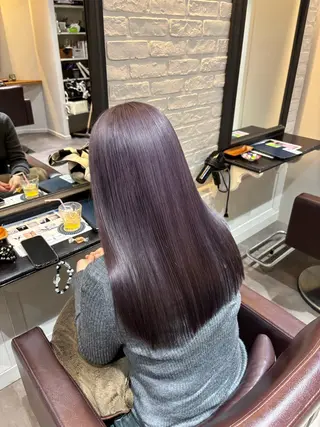 ロング ハイトーン/透明感 カラー/下出有沙のヘアスタイル