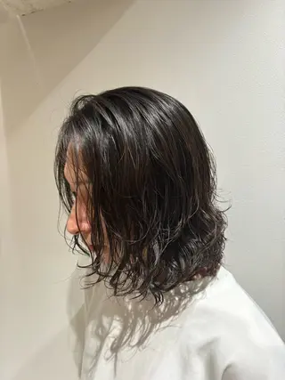 ミディアム パーマ メンズ 山田 悠朱里のヘアスタイル