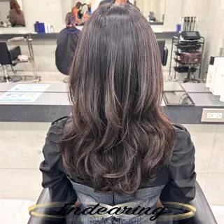 カラー Endearing 銀座/レイヤーカットのヘアスタイル