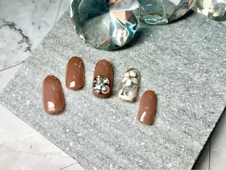 ネイル Queennail 北堀江megumiのネイルデザイン