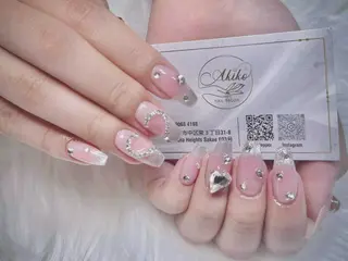 ネイル Akiko ネイルサロン所属・AKIKO ネイルサロンのネイルデザイン