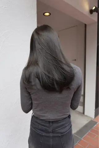 セミロング カラー パーマ ヘアアレンジ メンズ 髪質改善縮毛矯正 ブリーチなしRYOのヘアスタイル