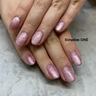 ネイル シンプリーワン 渋谷店🪄MOENAのネイルデザイン