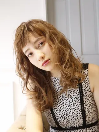 ロング カラー パーマ ヘアアレンジ Memoriese 表参道のヘアスタイル