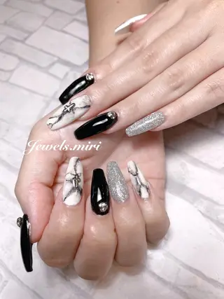 ネイル Jewels nail lily 白楽所属・ネイルサロン Jewels Mのネイルデザイン