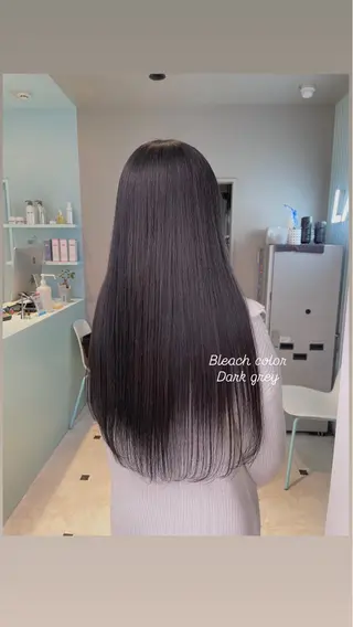 ロング カラー 🤍💕ブリーチカラ ーAyaka💕🤍のヘアスタイル