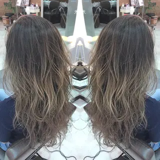 セミロング ロング カラー 青木 茂樹⭐️ 透明感カラーのヘアスタイル