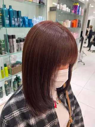 カラー Helena みなつのヘアスタイル