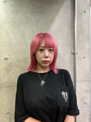 ショート カラー レイヤー/ブロンド 透明感カラー/ヒロトのヘアスタイル